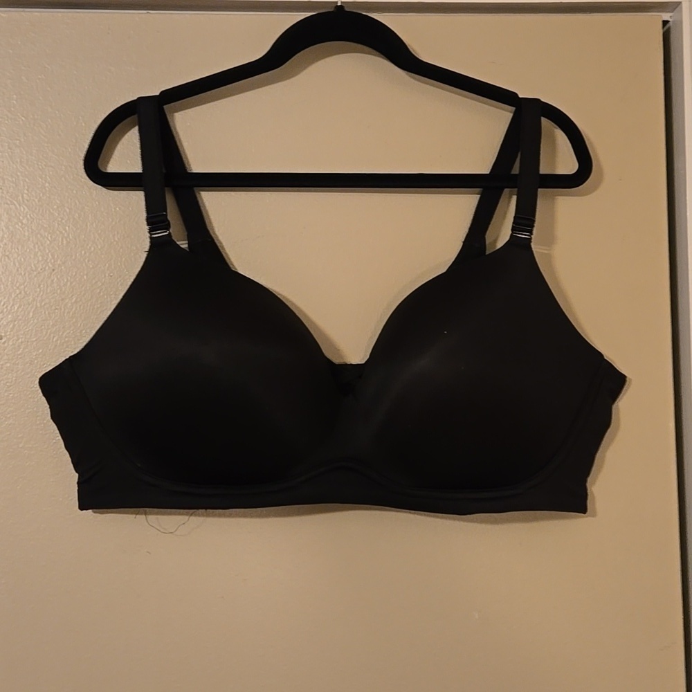 Torrid Curves Black Wireless Bra Size 46D